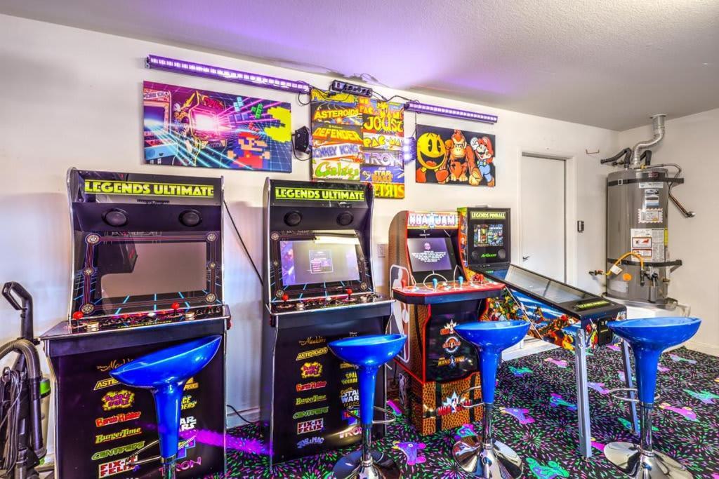 Family Fun For Everyone In Las Vegas- 4 Bedrooms, Billiards, Game Room Henderson Εξωτερικό φωτογραφία
