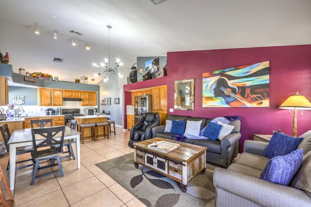 Family Fun For Everyone In Las Vegas- 4 Bedrooms, Billiards, Game Room Henderson Εξωτερικό φωτογραφία