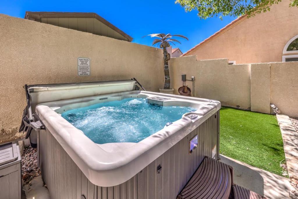 Family Fun For Everyone In Las Vegas- 4 Bedrooms, Billiards, Game Room Henderson Εξωτερικό φωτογραφία